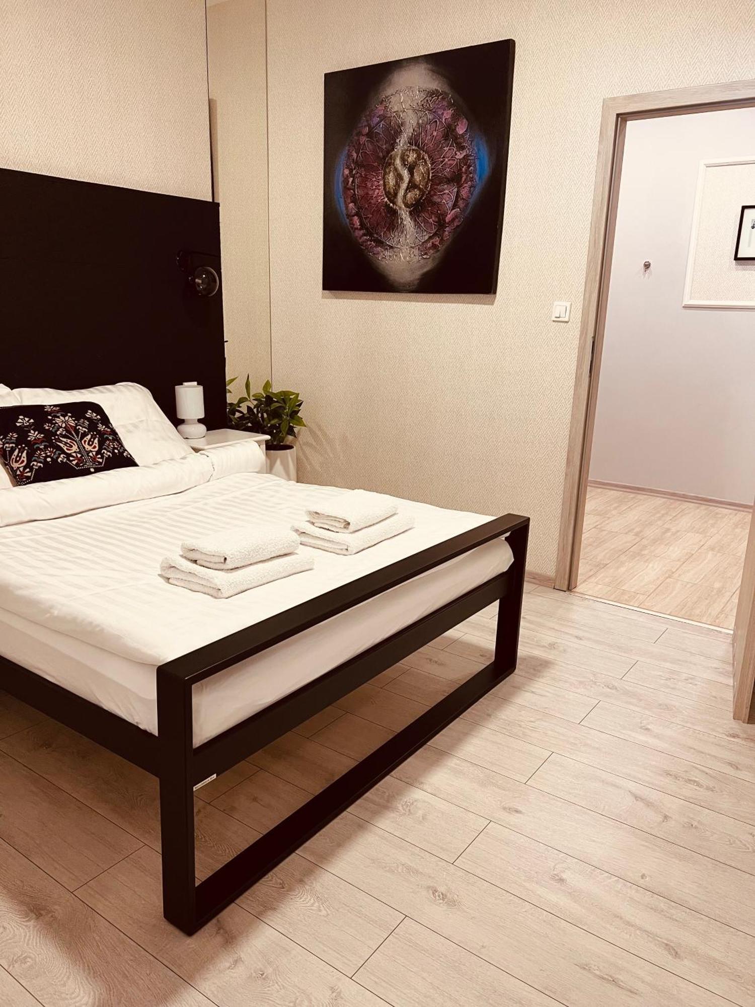 Na Starowce Apartment *