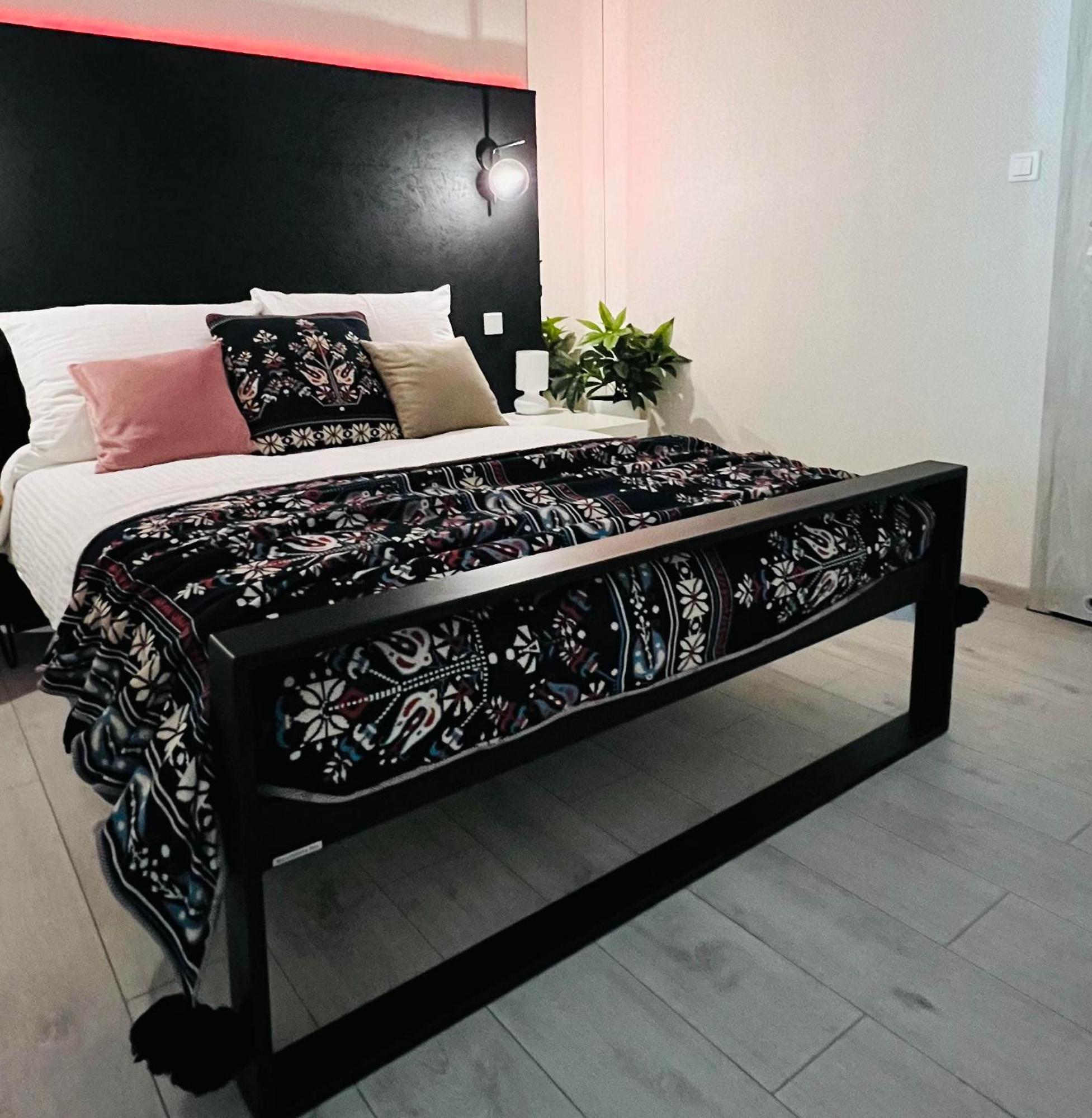 Na Starowce Apartment *
