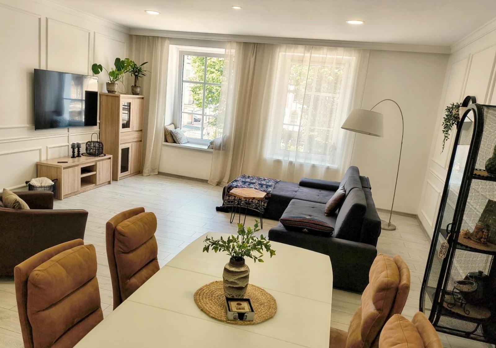Na Starowce Apartment *
